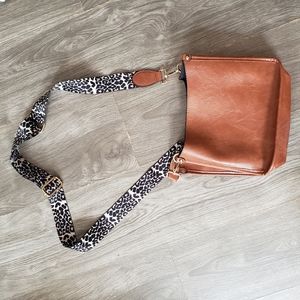 Crossbody bag